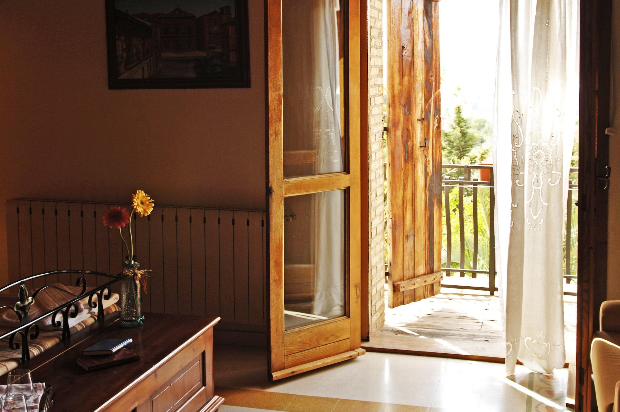 ピアッツァ・アルメリーナ La Casa Sulla Collina D'Oro Bed & Breakfast エクステリア 写真