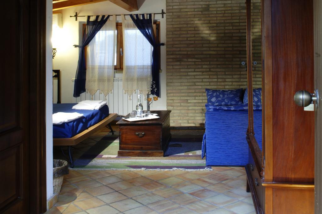 ピアッツァ・アルメリーナ La Casa Sulla Collina D'Oro Bed & Breakfast エクステリア 写真