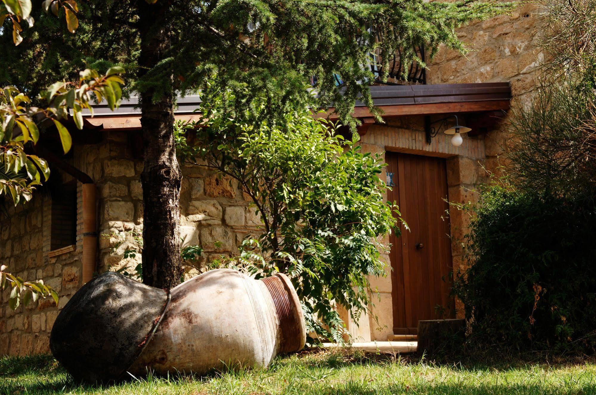 ピアッツァ・アルメリーナ La Casa Sulla Collina D'Oro Bed & Breakfast エクステリア 写真