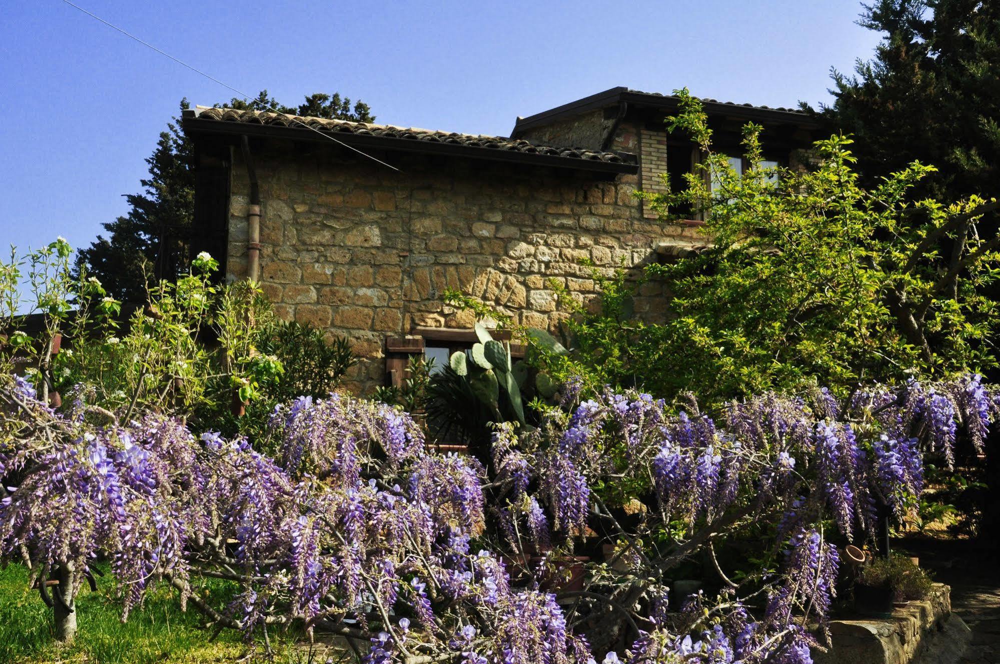 ピアッツァ・アルメリーナ La Casa Sulla Collina D'Oro Bed & Breakfast エクステリア 写真